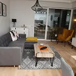 Luksusowy Parkowa شقة